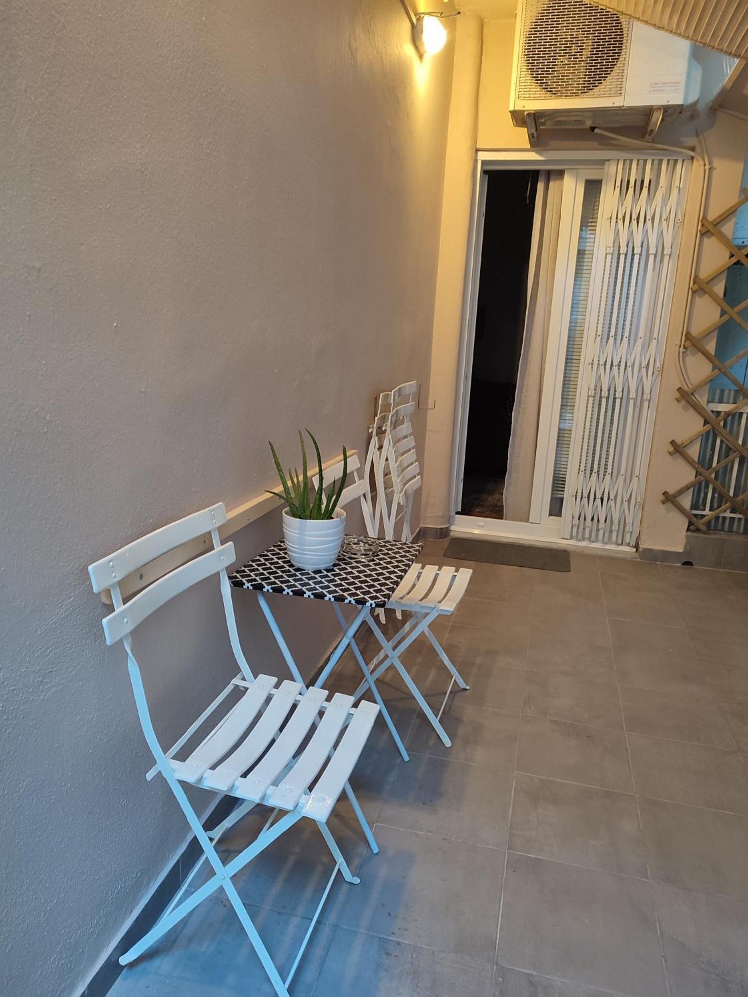 テッサロニキThe Muse, Colorful Cozy Flat On Mitropoleos Downtownアパートメント エクステリア 写真