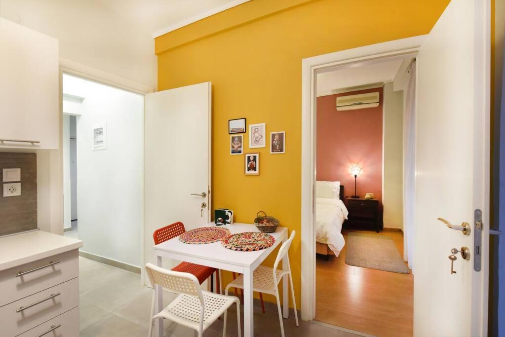 テッサロニキThe Muse, Colorful Cozy Flat On Mitropoleos Downtownアパートメント エクステリア 写真